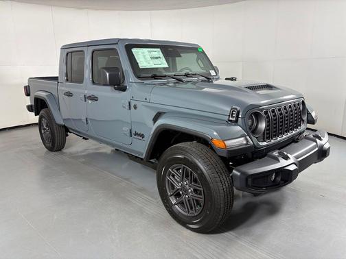41 2026 Jeep Gladiator Willys 4x4