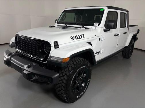 2026 Jeep Gladiator Willys 4x4