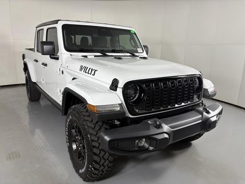 2026 Jeep Gladiator Willys 4x4