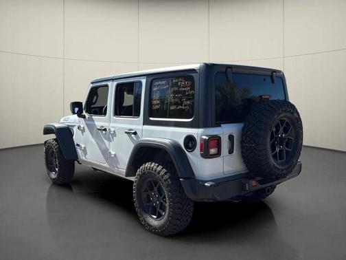 2025 Jeep Wrangler Willys