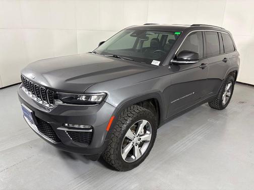 Baltic Gray Metallic Clearcoat 2022 Jeep Grand Cherokee Limited
