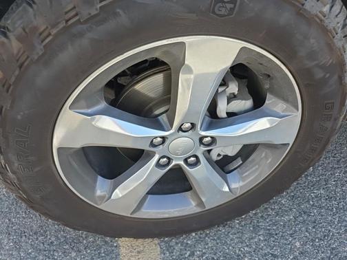 Baltic Gray Metallic Clearcoat 2022 Jeep Grand Cherokee Limited