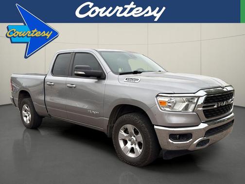 Billet Silver Metallic Clearcoat 2022 RAM 1500 Big Horn/Lone Star