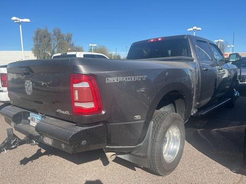 2020 RAM 3500 Big Horn Crew Cab 4x4 8' Box