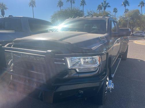 2020 RAM 3500 Big Horn Crew Cab 4x4 8' Box