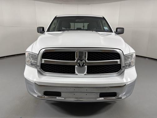 2019 RAM 1500 SLT