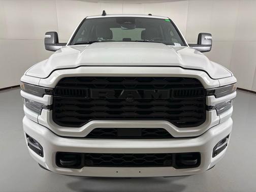 2026 RAM 3500 Big Horn Crew Cab 4x4 8' Box