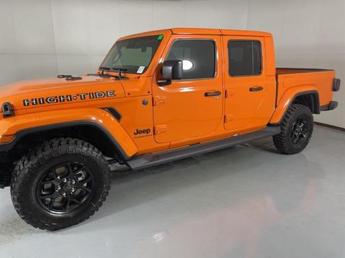 2025 Jeep Gladiator High Tide