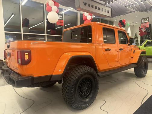 2025 Jeep Gladiator High Tide