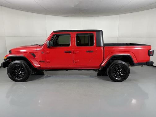 2023 Jeep Gladiator Sport S