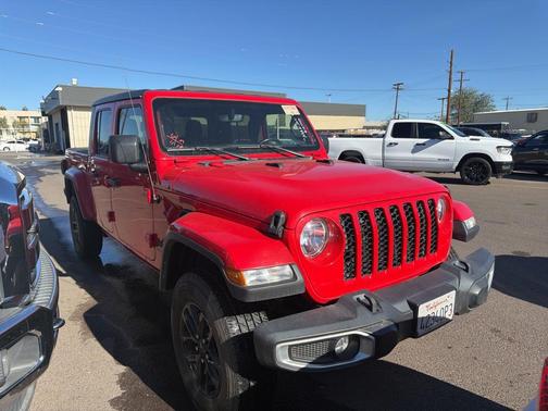 2023 Jeep Gladiator Sport S