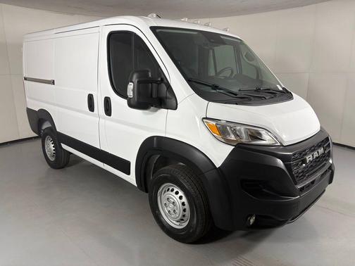 2026 RAM ProMaster 1500 Low Roof