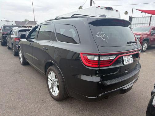 DB Black Crystal Clearcoat 2024 Dodge Durango GT Plus