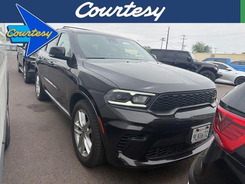 DB Black Crystal Clearcoat 2024 Dodge Durango GT Plus