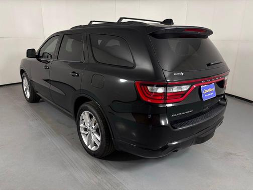 DB Black Crystal Clearcoat 2024 Dodge Durango GT Plus