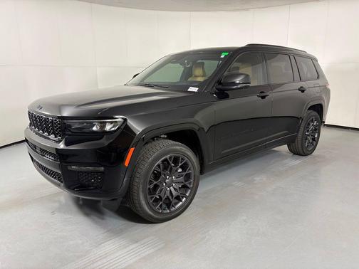 Diamond Black Crystal Pearlcoat 2025 Jeep Grand Cherokee L Summit Reserve