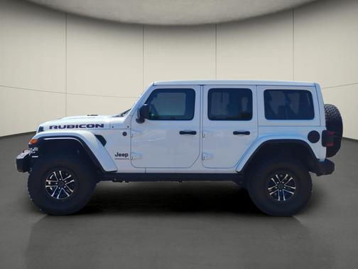 Bright White Clearcoat 2024 Jeep Wrangler Rubicon