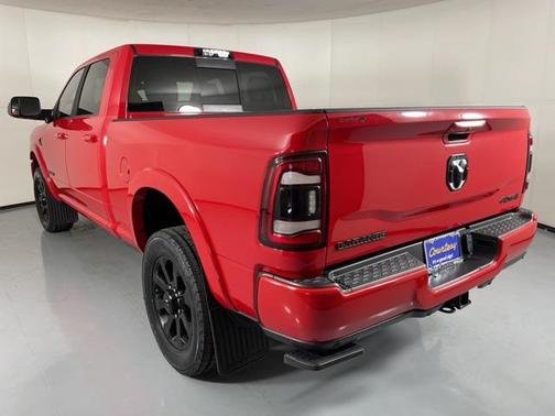 2020 RAM 2500 Laramie Crew Cab 4X4 6'4' Box