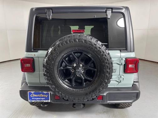 2024 Jeep Wrangler Willys