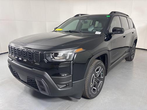 Diamond Black Crystal Pearlcoat 2026 Jeep Cherokee Limited