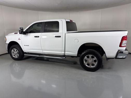 2023 RAM 2500 Big Horn Crew Cab 4x4 6'4' Box