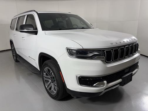 2023 Jeep Wagoneer L Series II 4x2