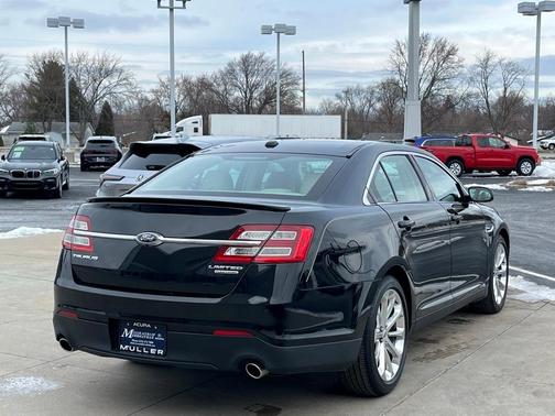 2015 Ford Taurus Limited