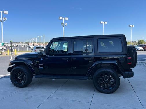 2022 Jeep Wrangler Unlimited 4xe Sahara