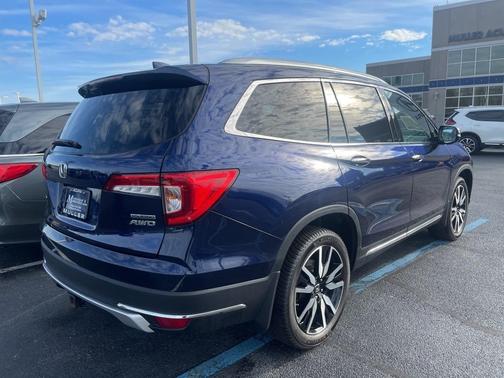 2019 Honda Pilot Touring 7-Passenger