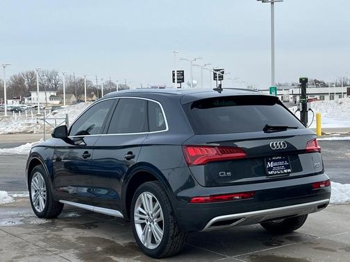 2018 Audi Q5 2.0T Tech Premium