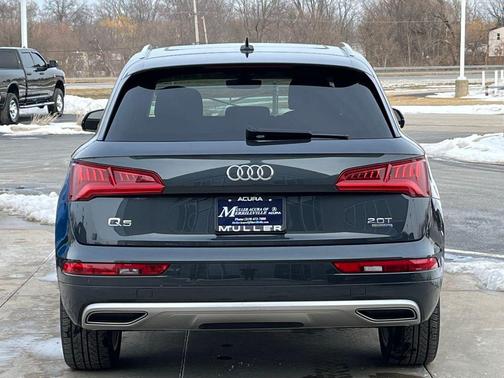 2018 Audi Q5 2.0T Tech Premium