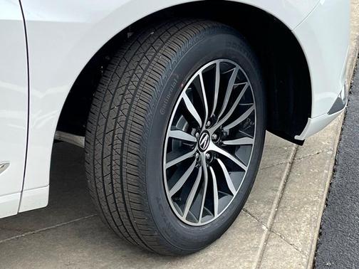 2025 Acura RDX Advance Package