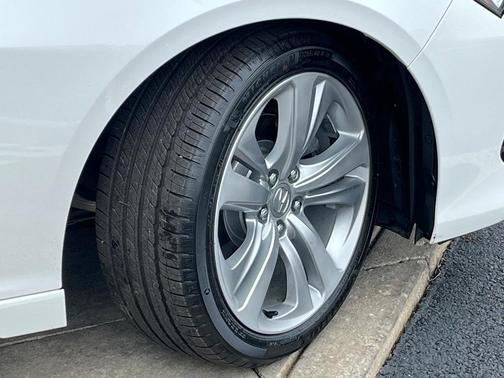2021 Acura TLX Technology