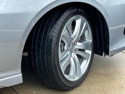 2022 Acura TLX Technology