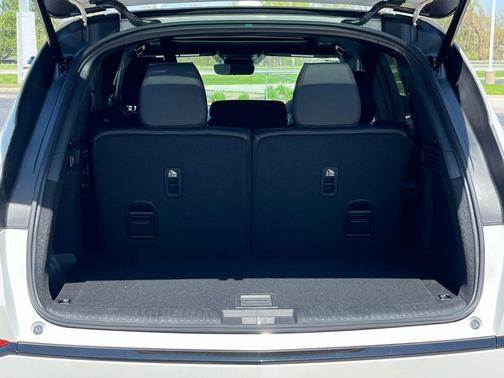 Platinum White Pearl 2026 Acura MDX A-Spec