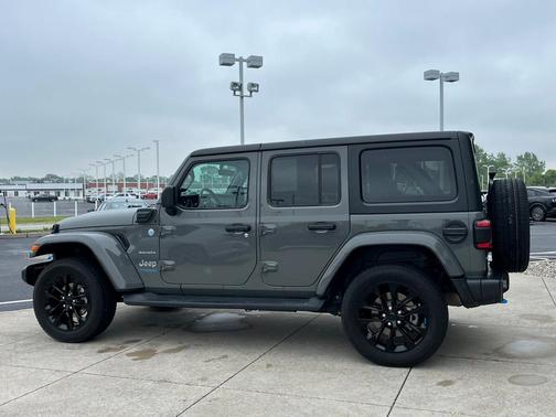 2022 Jeep Wrangler Unlimited 4xe Sahara