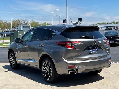 2025 Acura RDX Advance Package