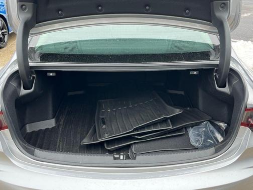 2025 Acura TLX Technology