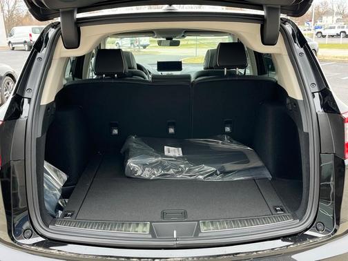 2025 Acura RDX Advance Package