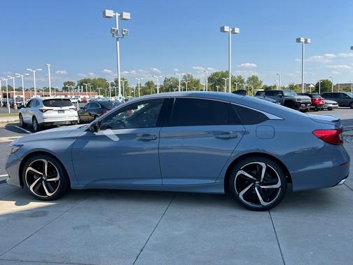 2022 Honda Accord Sport 2.0T