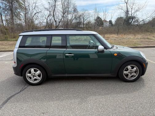 2009 MINI Cooper Clubman Base