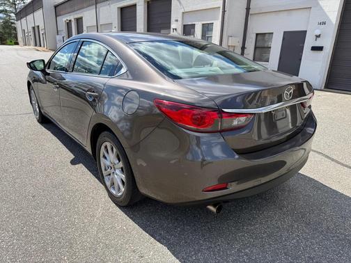 2016 Mazda Mazda6 i Sport