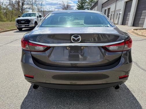 2016 Mazda Mazda6 i Sport