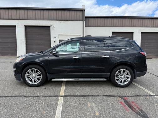 BLACK 2013 Chevrolet Traverse 1LT