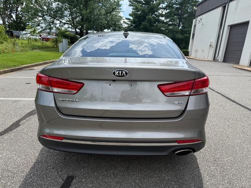 2016 Kia Optima LX Turbo