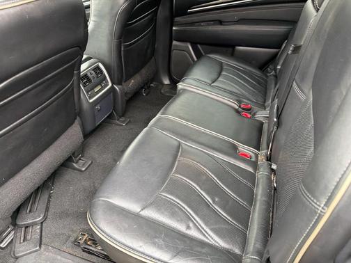 2017 INFINITI QX60 Base