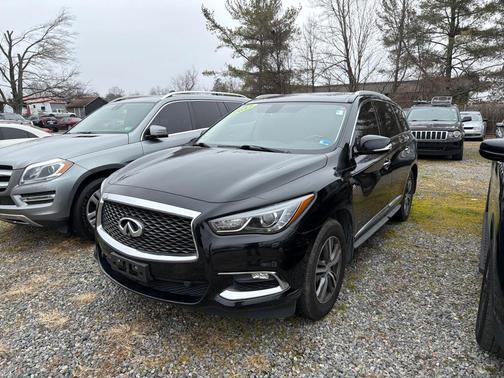 2017 INFINITI QX60 Base