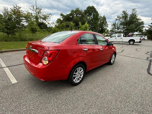 2012 Chevrolet Sonic 2LT
