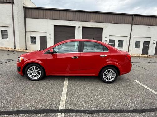2012 Chevrolet Sonic 2LT