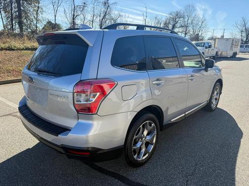 2016 Subaru Forester 2.5i Touring